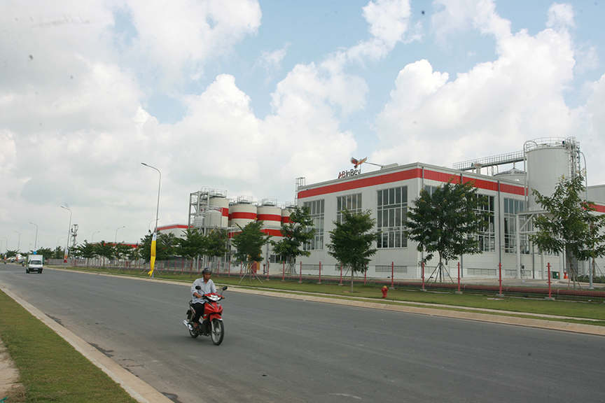 Nhà máy bia AB InBev đặt tại KCN VSIP II - A (Bình Dương) -Ảnh Lê Toàn