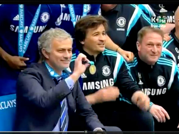 HLV Mourinho có chức Vô địch Giải Ngoại hạng tiếp theo cùng Chelsea 