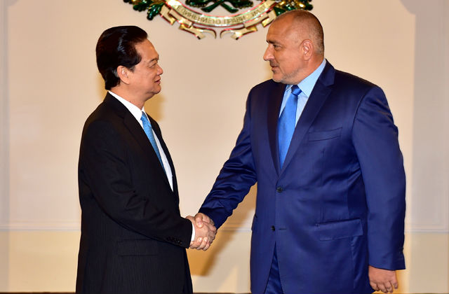 Thủ tướng Nguyễn Tấn Dũng và Thủ tướng nước Cộng hòa Bulgaria Boyko Borissov
