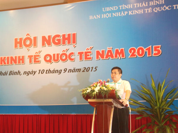 Ông Nguyễn Hoàng Giang, Phó chủ tịch UBND tỉnh, Trưởng Ban Hội nhập kinh tế quốc tế tỉnh Thái Bình khai mạc hội nghị