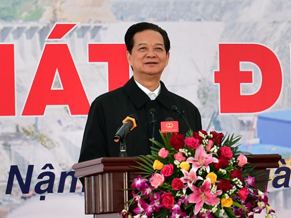 Thủ tướng Nguyễn Tấn Dũng dự lễ mừng Phát điện Tổ máy 1 công trình thuỷ điện Lai Châu