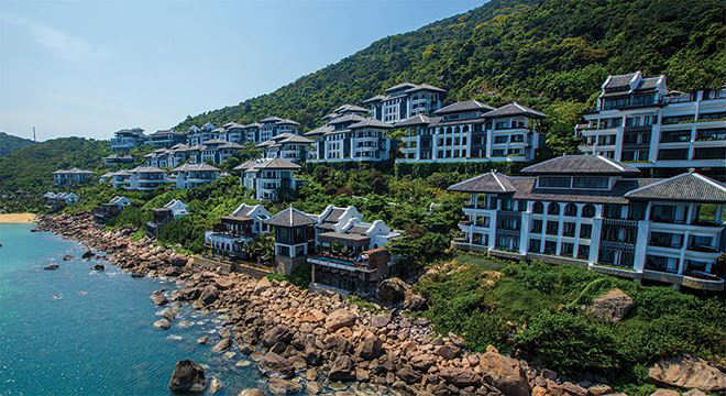 Khu nghỉ dưỡng InterContinental Danang Sun Peninsula Resort tại Đà Nẵng 3 năm liên tiếp được vinh danh sang trọng hàng đầu thế giới