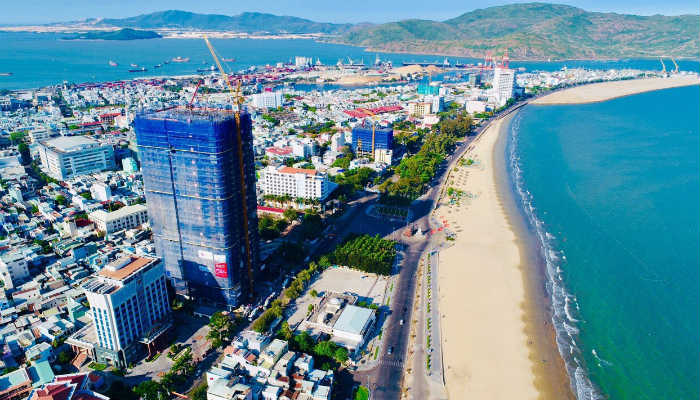 Dự án TMS Hotel Quy Nhon Beach đang gấp rút hoàn thiện thi công
