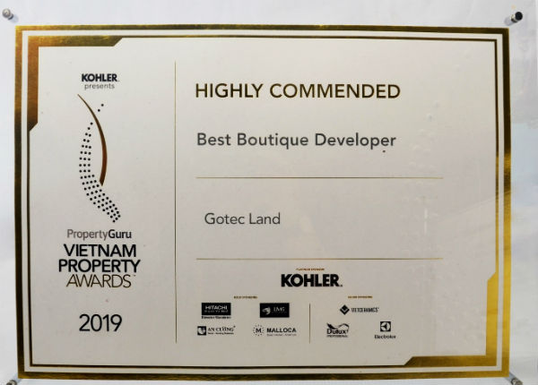 Chứng nhận giải thưởng danh giá Best Boutique Developer - Vietnam Property Awards 2019