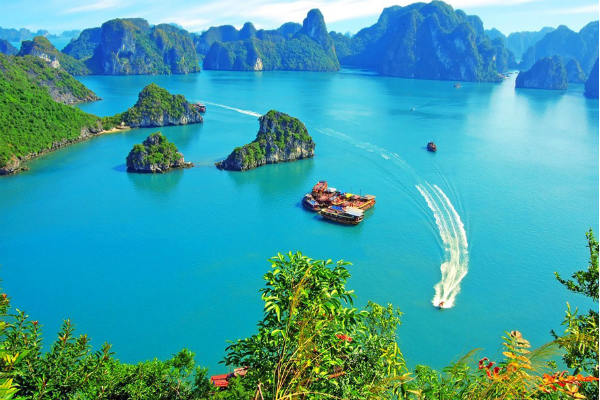 Quảng Ninh – thị trường du lịch hấp dẫn và sôi động bậc nhất cả nước