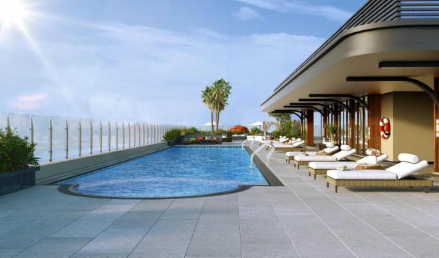 Bể bơi trên tầng thượng của Altara Residences giúp thu trọn view biển trời Quy Nhơn