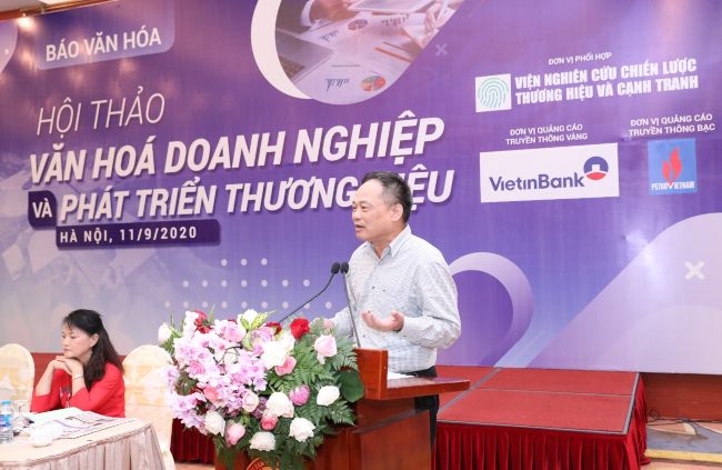     PGS. TS Nguyễn Quốc Thịnh - Chủ tịch Hội đồng khoa học Viện Nghiên cứu Chiến lược Thương hiệu và Cạnh tranh