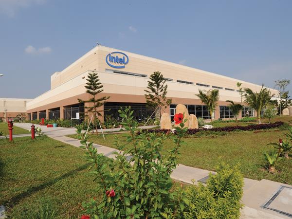 Tập đoàn Intel (Mỹ) đang triển khai dự án có vốn đầu tư hơn 1 tỷ USD tại Việt Nam. Ảnh: S.T