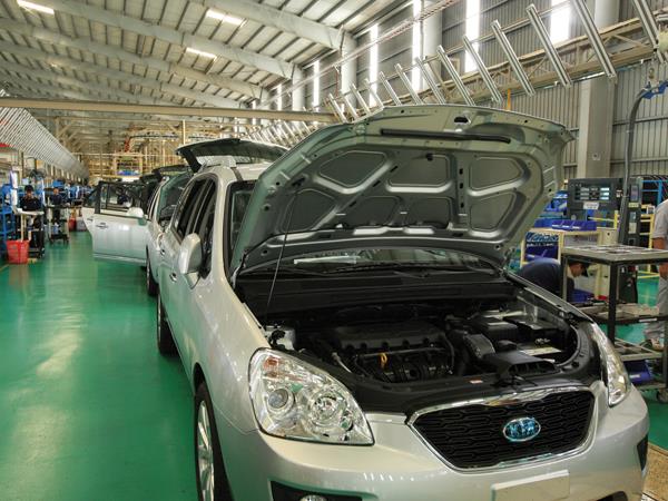 Ngành công nghiệp ô tô Việt Nam chưa thể phát triển mạnh do thiếu cơ chế khuyến khích cụ thể