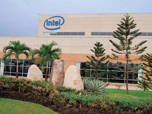Tập đoàn Intel (Mỹ) đã đầu tư hàng tỷ USD vào Việt Nam