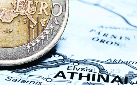 Hy Lạp đang tiến gần đến bờ vực phá sản và có nguy cơ rời khỏi Eurozone