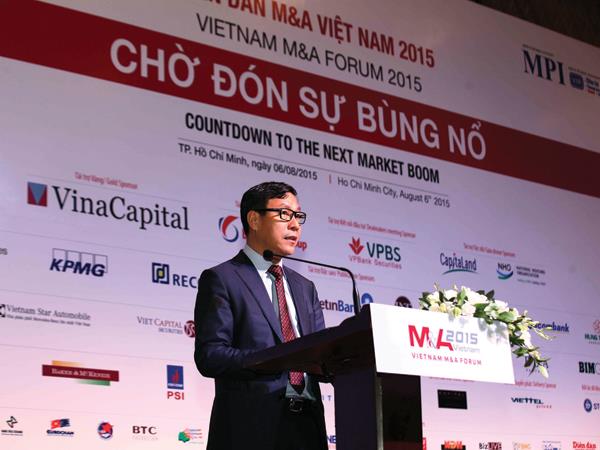 Phát biểu tại Diễn đàn M&A 2015, Thứ trưởng Bộ Kế hoạch và Đầu tư Đặng Huy Đông khẳng định, M&A đang trở thành hình thức đầu tư ngày càng hấp dẫn   	ảnh: l.t