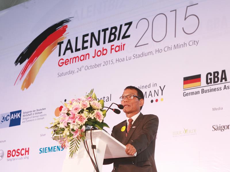 Phát biểu tại Ngày hội việc làm Đức 2015, ông Võ Quang Huệ, Tổng giám đốc Bosch Việt Nam cho biết: “Ngày hội việc làm lần này là cầu nối hữu hiệu cho cả doanh nghiệp Đức và người lao động trẻ tại Việt Nam.”