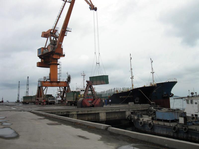 Dự án sẽ nạo vét tuyến luồng vào khu bến cảng Nghi Sơn đáp ứng tàu có trọng tải từ 30.000 DWT đầy tải.