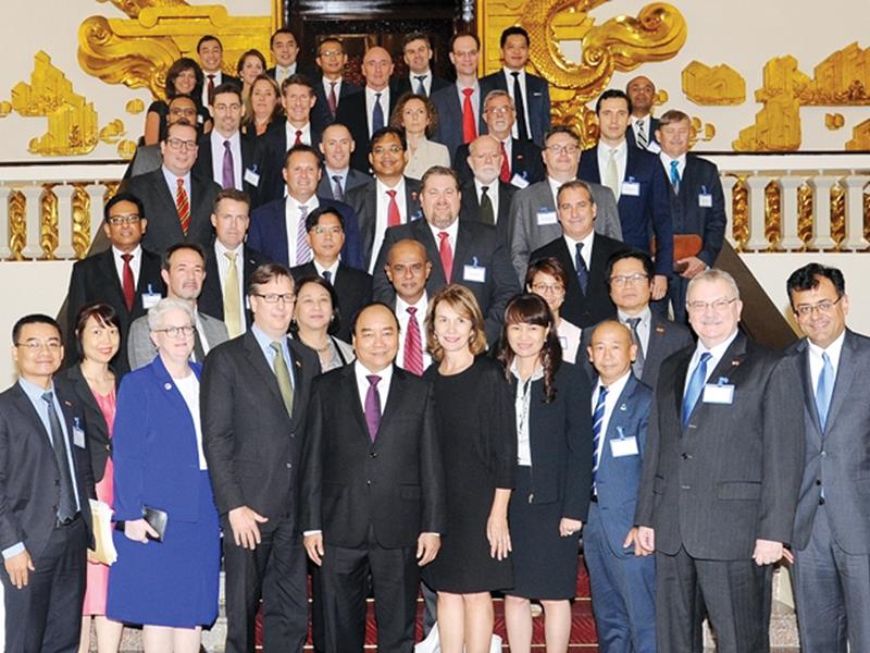 Thủ tướng Nguyễn Xuân Phúc đánh giá cao những đóng góp thiết thực, hiệu quả của Cộng đồng doanh nghiệp Hoa Kỳ - ASEAN tại sự kiện.