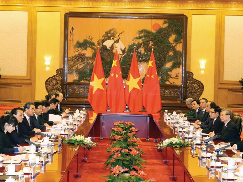 Hội đàm giữa Thủ tướng Nguyễn Xuân Phúc và Thủ tướng Quốc vụ viện Trung Quốc Lý Khắc Cường. Ảnh: Thống Nhất - TTXVN