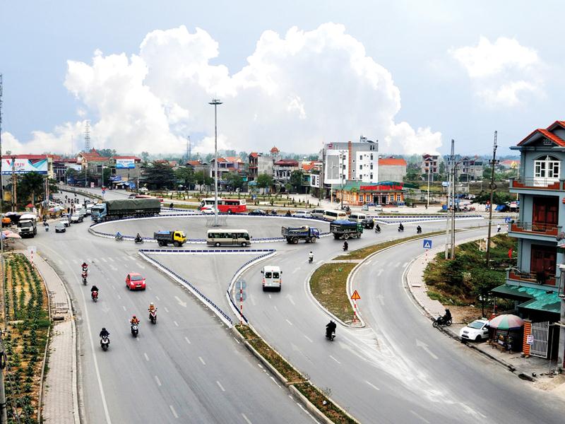 Những con đường hiện đại sẽ tạo sự thông suốt trong giao thương của Quảng Ninh. Ảnh: Đỗ Phương