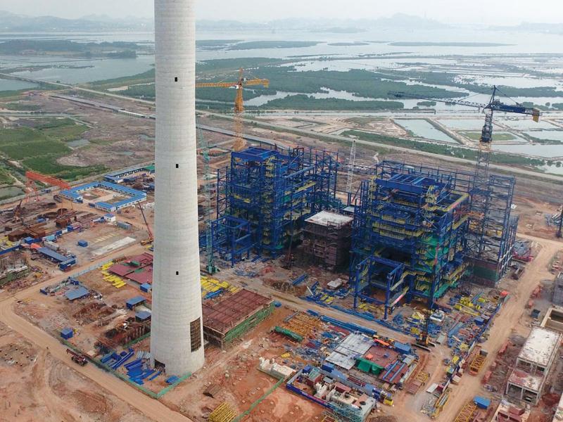 Nhà máy Nhiệt điện Thăng Long đang được khẩn trương xây dựng. Ảnh: Đỗ Giang