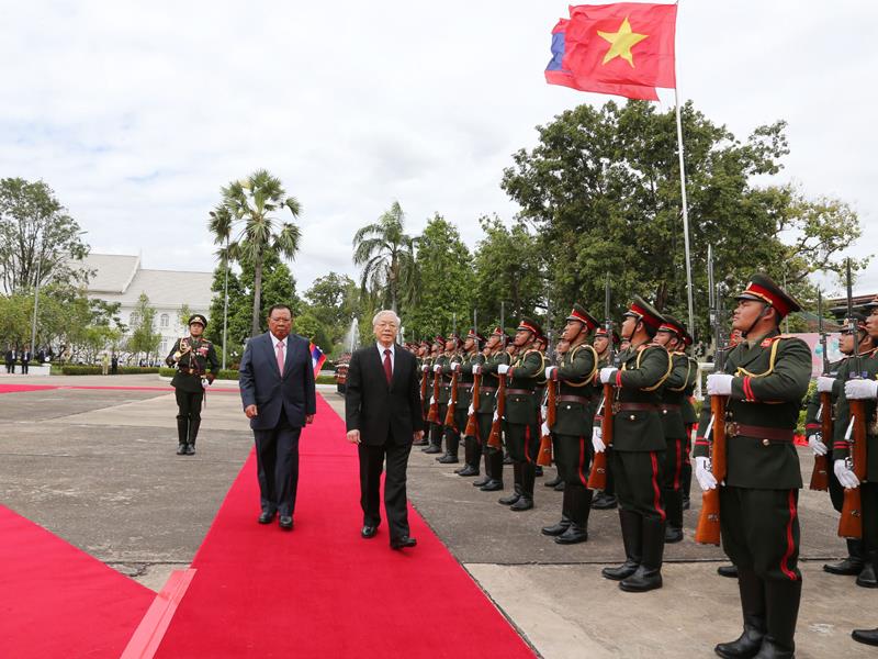 Chuyến thăm hữu nghị chính thức Cộng hòa Dân chủ Nhân dân Lào của Tổng Bí thư Nguyễn Phú Trọng (tháng 11/2016) mang ý nghĩa đặc biệt, bởi đây là chuyến công du nước ngoài đầu tiên của người đứng đầu Đảng Cộng sản Việt Nam sau Đại hội Đảng lần thứ XII, thể hiện sự coi trọng quan hệ hữu nghị truyền thống, đoàn kết đặc biệt, hợp tác toàn diện Việt Nam - Lào.