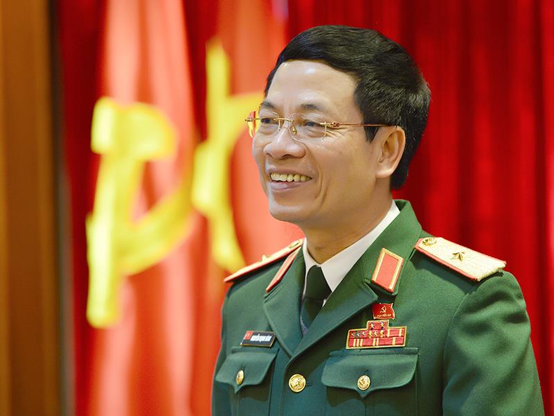 CEO Viettel Nguyễn Mạnh Hùng