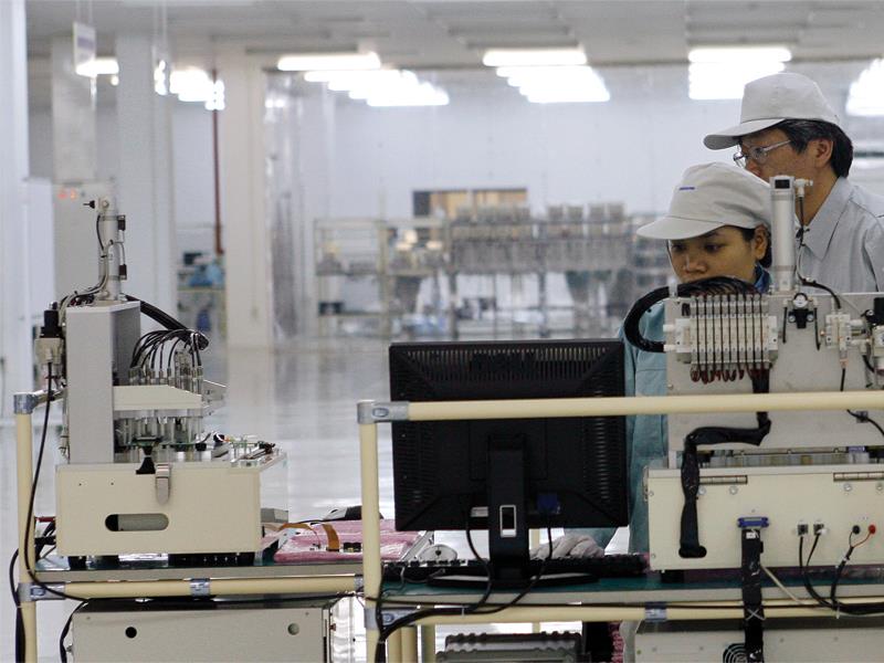 Dây chuyển sản xuất ổ cứng của Panasonic tại Khu  công nghiệp Bắc Thăng Long.