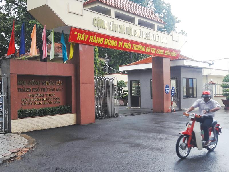 Chính quyền TP. Thủ Dầu Một đang phớt lờ kiến nghị của nhà thầu về gói thầu xây dựng Trường THCS Nguyễn Thị Minh Khai.