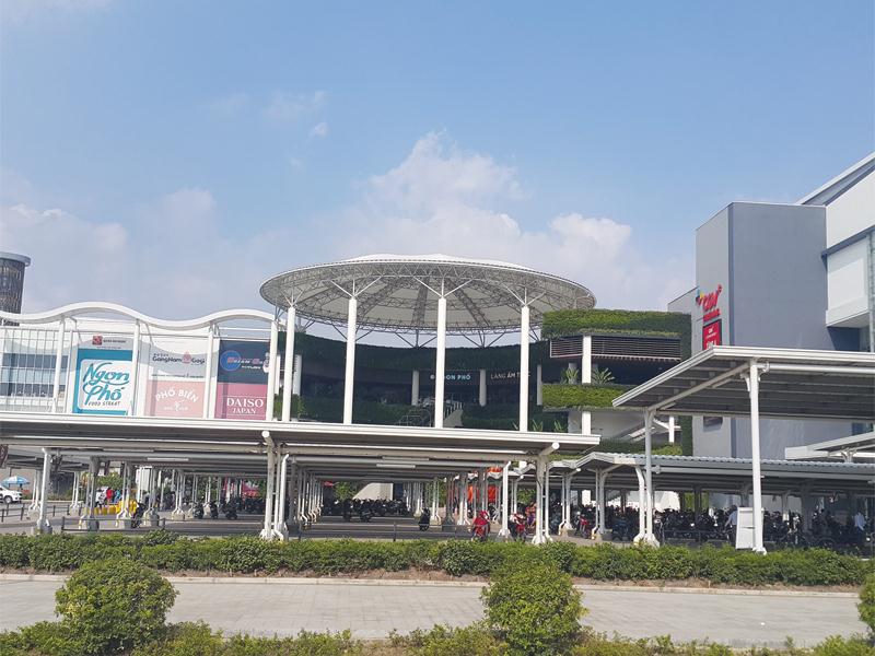 Lĩnh vực bán lẻ của Việt Nam vẫn hấp dẫn nhà đầu tư Nhật Bản. Trong ảnh: Siêu thị Aeon Mall Long Biên. Ảnh: Đức Thanh