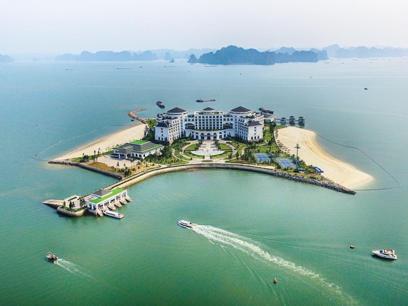 Quảng Ninh kêu gọi nhà đầu tư vào 14 dự án bất động sản du lịch