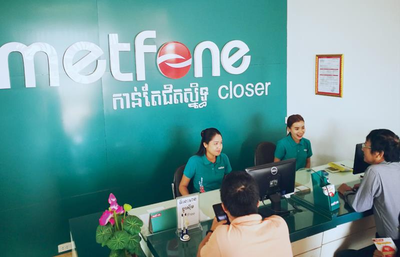 Thương hiệu Metfone của Viettel tại Campuchia. Ảnh: Hữu Tuấn