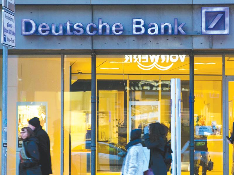 Các ngân hàng ngoại rất hào hứng với những thương vụ tại Việt Nam. Trong ảnh: Deutsche Bank (Đức), một ngân hàng ngoại đã tư vấn cho Vietjet trong đợt phát hành riêng lẻ và IPO đầu năm nay.