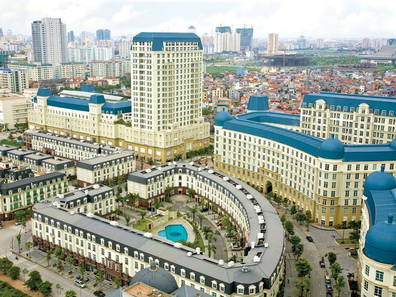 Với nguồn cung  gia tăng mạnh, giá chung cư Hà Nội có xu hướng giảm. Trong ảnh: Chung cư The Manor quận Nam Từ Liêm.