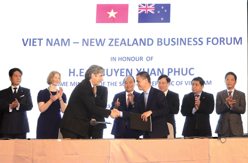 Thủ tướng Chính phủ Nguyễn Xuân Phúc dự Diễn đàn doanh nghiệp Việt Nam - New Zealand. Ảnh: Thống Nhất - TTXNV