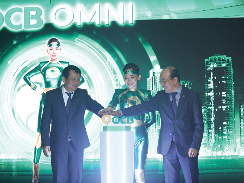  Bấm nút kích hoạt OCB OMNI – ứng dụng ngân hàng hợp kênh đầu tiên tại Việt Nam diễn ra ngày 19/3/2018