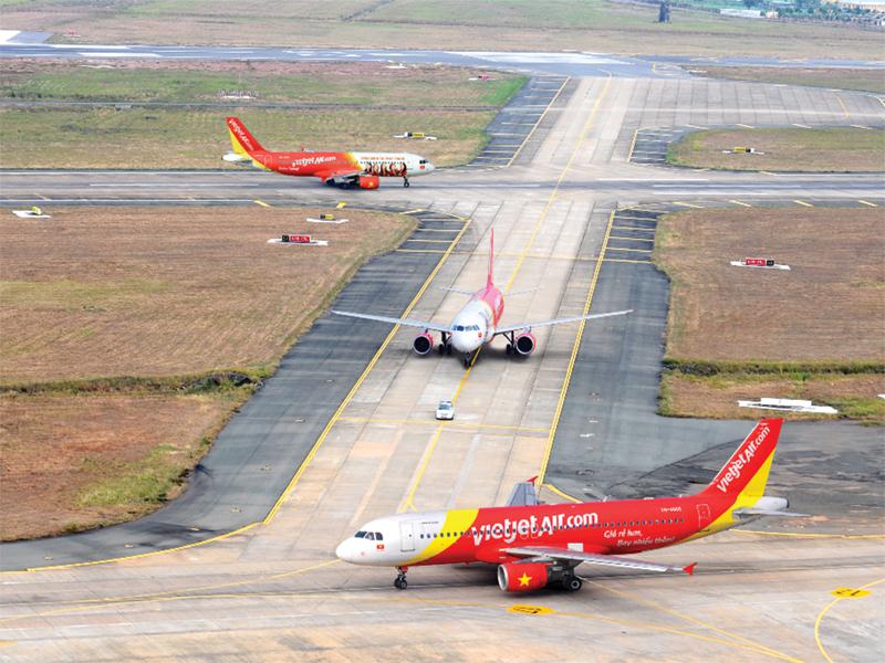 Nhờ Vietjet Air và chính sách giá linh hoạt, số đông người dân Việt Nam không còn xa lạ với giấc mơ bay trên bầu trời. Ảnh: Đức Thanh