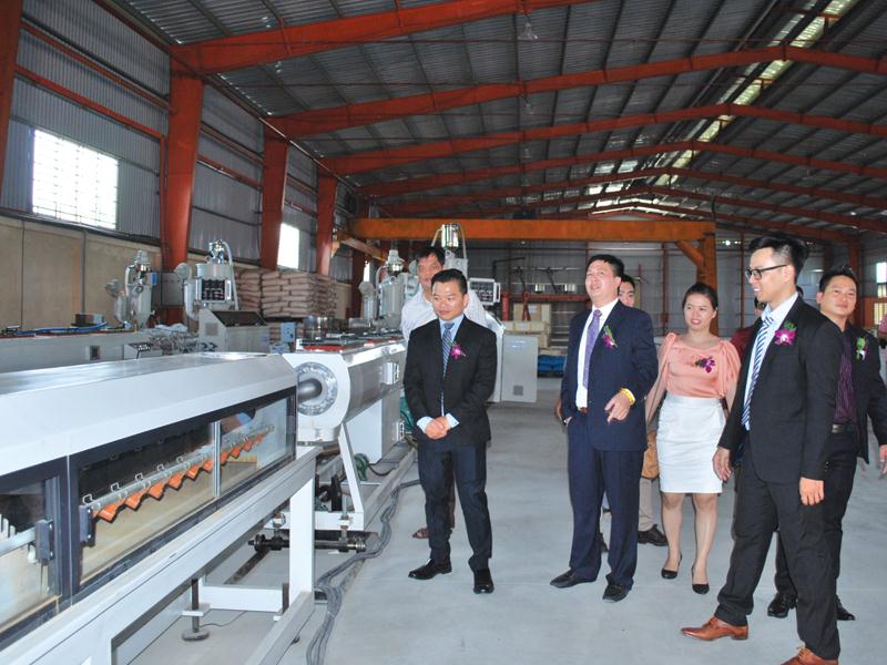 Dây chuyền sản xuất hiện đại của Công ty TNHH Sản xuất - Thương mại - Dịch vụ Thuận Thông