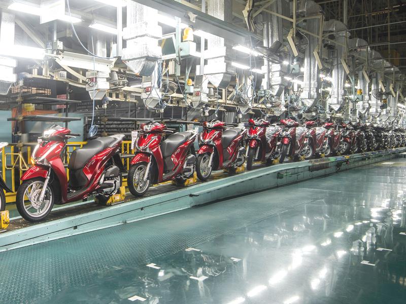 Bán 2,38 triệu xe máy trong năm tài chính 2018, Honda Việt Nam chiếm hơn 70% thị phần trên thị trường