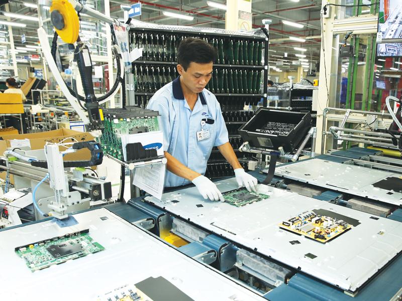 Kỷ lục xuất siêu của Việt Nam có sự đóng góp của hàng loạt ông lớn FDI như LG, Intel, Panasonic…, đặc biệt là Samsung