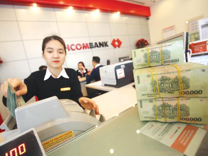 Techcombank đã tăng lãi suất thêm 0,2 - 0,4% ở một số kỳ hạn dài. Ảnh: Đức Thanh