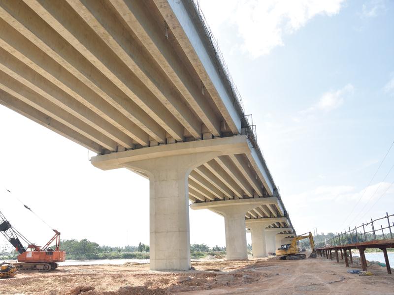 Dự án Cầu Cửa Đại đang được khẩn trương thi công, dự kiến vượt tiến độ 6 - 8 tháng so với kế hoạch đã phê duyệt.
