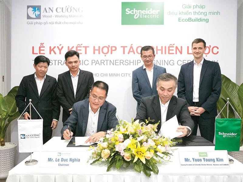 Tổng Giám đốc Schneider Electric Việt Nam  Campuchia Quản lý năng lượng  dựng nền móng cho một thế giới bền vững và linh hoạt