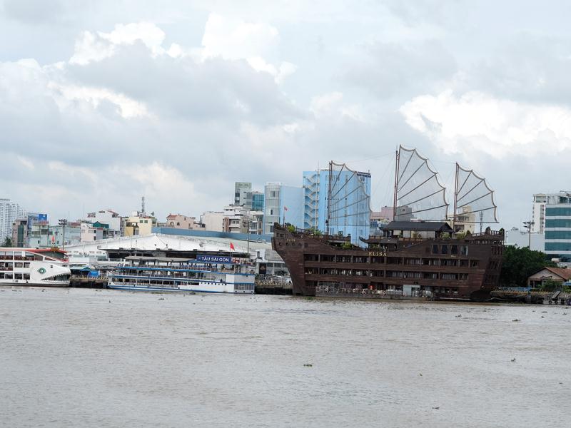 Kinh doanh hành khách tàu biển tại khu cảng Nhà Rồng - Khánh Hội mang lại lợi nhuận tương đối cho Cảng Sài Gòn. Ảnh: Đ.T