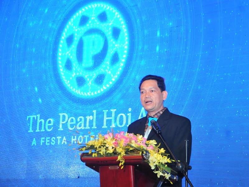 Ông Trần Thiên Châu, Tổng giám đốc Công ty Tri Việt phát biểu tại lễ ra mắt.