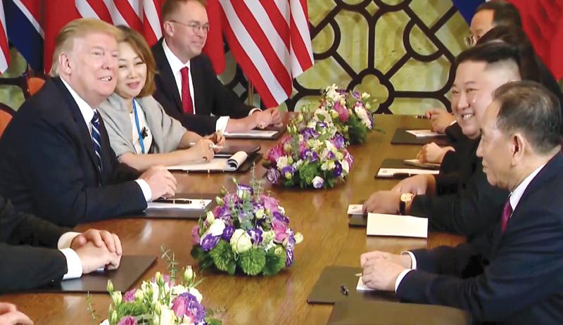 Hội đàm mở rộng Hội nghị Thượng đỉnh Hoa Kỳ - Triều Tiên lần thứ hai tại Hà Nội. Ảnh: TTXVN