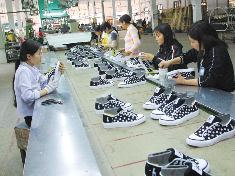 Việt Nam đã xuất khẩu sản phẩm giày dép tới hơn 100 quốc gia trên thế giới. Ảnh: Đức Thanh