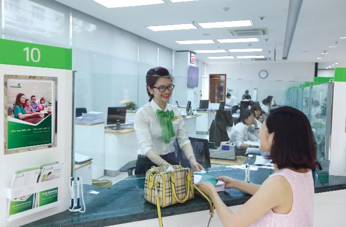 Vietcombank đang dành nhiều ưu đãi hấp dẫn cho các chủ thẻ.