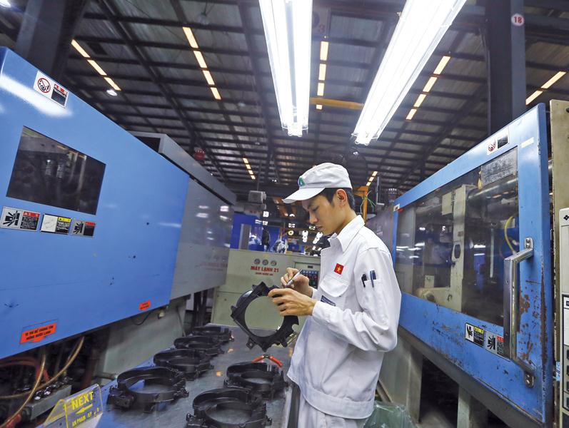 Với dây chuyền hiện đại, sản phẩm của Nhựa Hà Nội đã đáp ứng được điều kiện khắt khe của khối doanh nghiệp FDI.