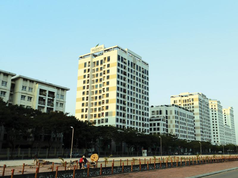 Hạ tầng tốt là nhân tố chính tạo sức hút lớn cho thị trường bất động sản khu vực Long Biên (Hà Nội). Ảnh: Đức Thanh