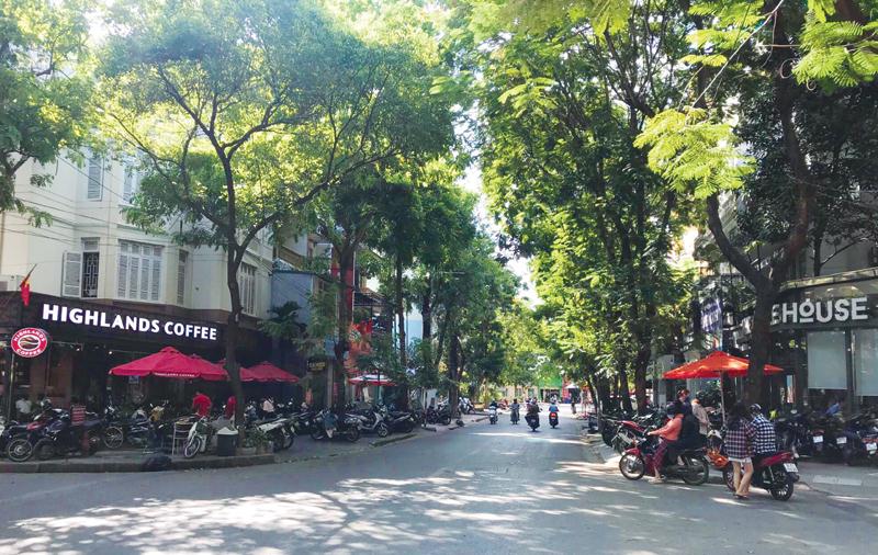 Highlands Coffee và The Coffee House cạnh tranh trực diện tại khu đô thị Định Công (Hà Nội).