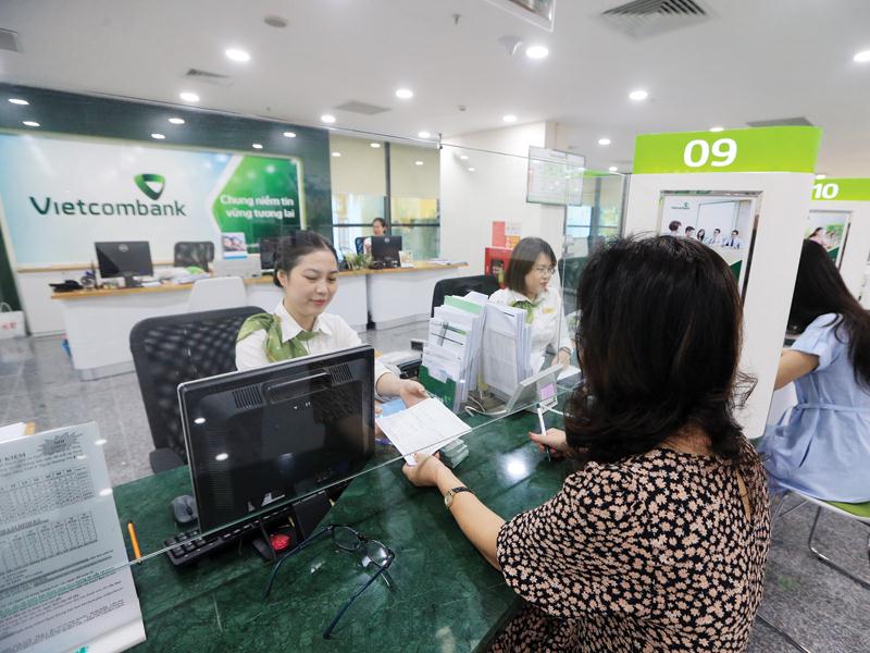 Nợ xấu của Vietcombank 6 tháng đầu năm chỉ 0,8%, tăng không đáng kể so với 0,77% cùng kỳ năm 2019. Ảnh: Đ.T