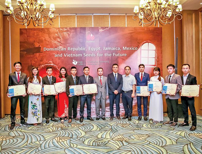 Chương trình Học bổng Hạt giống viễn thông tương lai năm 2019 dành cho các sinh viên ưu tú Việt Nam.